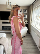 Load image into Gallery viewer, SISI PINK RUFFLE DIP BACK DRESS
