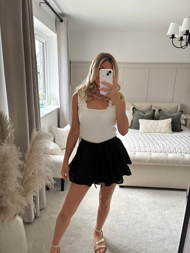 EFFIE BLACK LAYERED FLOATY SHORTS
