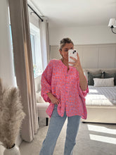 Load image into Gallery viewer, CICI PINK LEOPARD PRINT BATWING SLEEVE BLOUSE