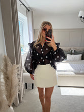 Load image into Gallery viewer, AVA CREAM STRUCTURED SKORT