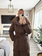 Load image into Gallery viewer, MARA BROWN LONGLINE PUFFER JACKET