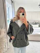 Load image into Gallery viewer, TAYLA KHAKI BORG JACKET WITH CONTRAST HOOD