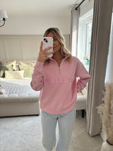 Load image into Gallery viewer, BROOKLYN BABY PINK HALF ZIP RELAXED FIT SWEATSHIRT