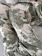 Load image into Gallery viewer, ISLA KHAKI JUNGLE JUNGLE PRINT TROUSERS