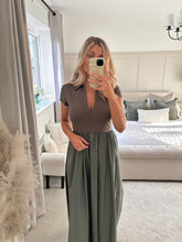 Load image into Gallery viewer, MAISIE KHAKI ZIP FRONT T SHIRT DRESS