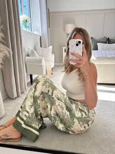 ISLA KHAKI JUNGLE JUNGLE PRINT TROUSERS