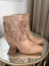 Load image into Gallery viewer, DEMI TASSEL FRINGE COWBOY BOOTS