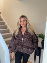Load image into Gallery viewer, MELANIE BROWN PAISLEY PRINT PUFFER JACKET
