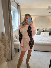 Load image into Gallery viewer, JULIET BABY PINK ARGYLE KNIT SKIRT AND JUMPER COORD