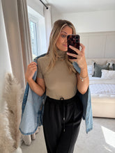 Load image into Gallery viewer, FREYA TAUPE MOCK NECK SHORT SLEEVE BASIC TOP