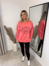 Load image into Gallery viewer, SKI PINK EMBROIDERED SWEATSHIRT