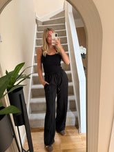 Load image into Gallery viewer, JESSIE BLACK SEAM FRONT JOGGING BOTTOMS