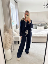 Load image into Gallery viewer, CARRIE CONTRAST PIPING NAVY SWEATSHIRT AND JOGGER SET