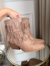 Load image into Gallery viewer, DEMI TASSEL FRINGE COWBOY BOOTS