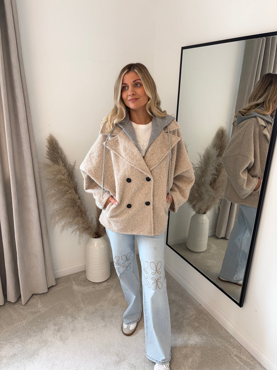 TAYLA BEIGE BORG JACKET WITH CONTRAST HOOD