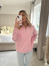 Load image into Gallery viewer, BROOKLYN BABY PINK HALF ZIP RELAXED FIT SWEATSHIRT