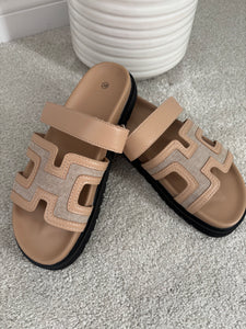 SANDY BEIGE CHUNKY SANDALS