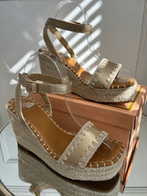 Load image into Gallery viewer, LUCIA GOLD STITCH DETAIL WEDGES