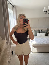 Load image into Gallery viewer, MOLLY BEIGE DENIM SCALLOP TRIM SHORTS