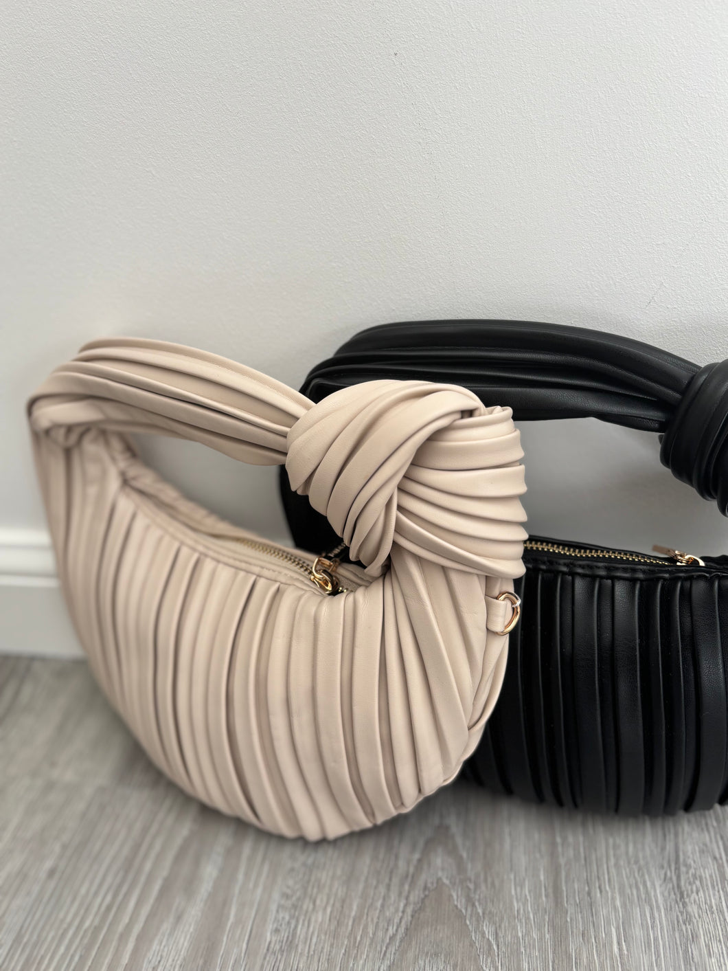 DEE BEIGE KNOT HANDBAG
