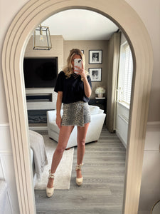 MAISY DENIM WRAP FRONT LEOPARD SKORT