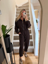 Load image into Gallery viewer, AMBER BROWN STUD LOUNGE CO-ORD