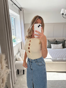 CLAUDIA RIBBED BOW KEYHOLE BODYSUIT
