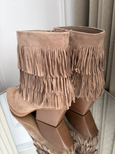 Load image into Gallery viewer, DEMI TASSEL FRINGE COWBOY BOOTS