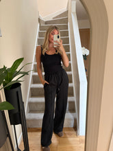Load image into Gallery viewer, JESSIE BLACK SEAM FRONT JOGGING BOTTOMS