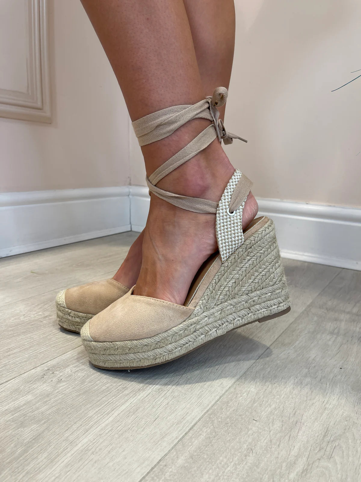 Beige lace 2025 up espadrilles